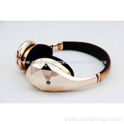 Fashionable Music Accessory/Foldable Golden Headphones for MP3/MP4 Players and PCs